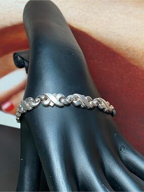 🍇 STERLING SILVER CRISS CROSS X LINK BRACELET SIGNED ITALY 925 7”